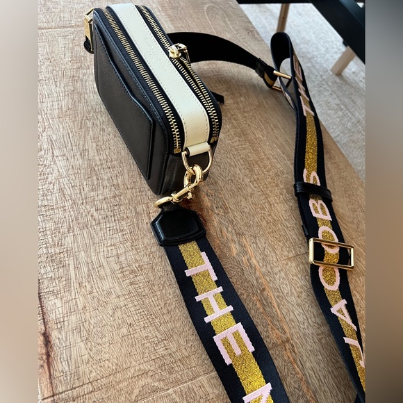 Marc Jacobs Snap Shot Camera Bag - Picture 5 of 8